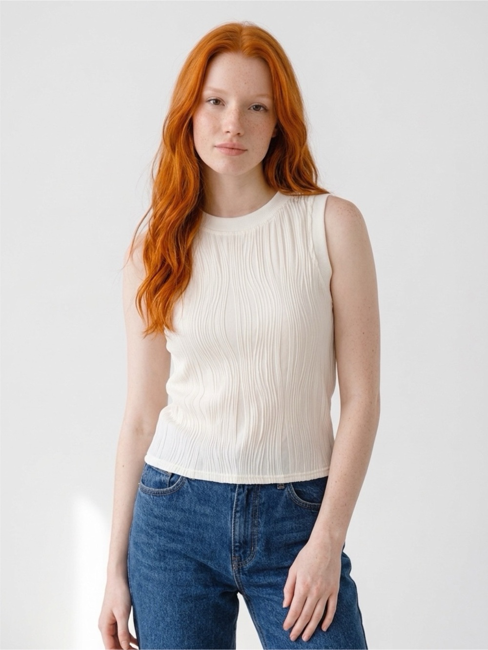 Commense Cream Textured Sleeveless Crewneck Tank